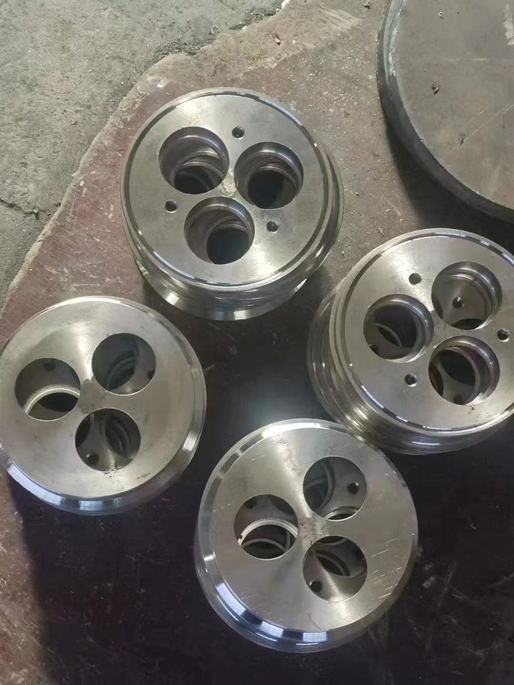 多孔锻件